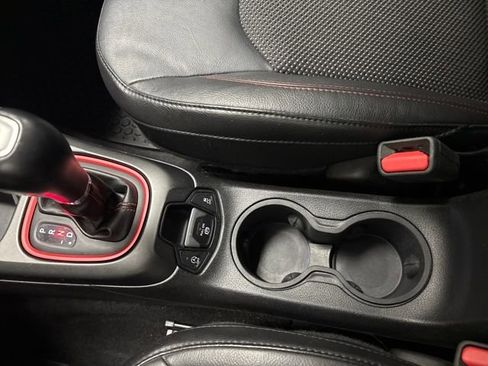 Used 2018 Jeep Compass Trailhawk w/ Navigation Group image 61