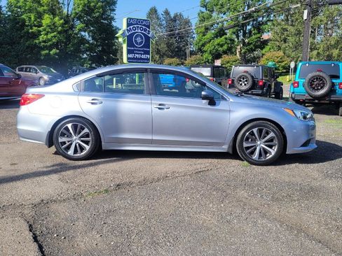 Used 2015 Subaru Legacy 2.5i Limited AWD/4WD image 9