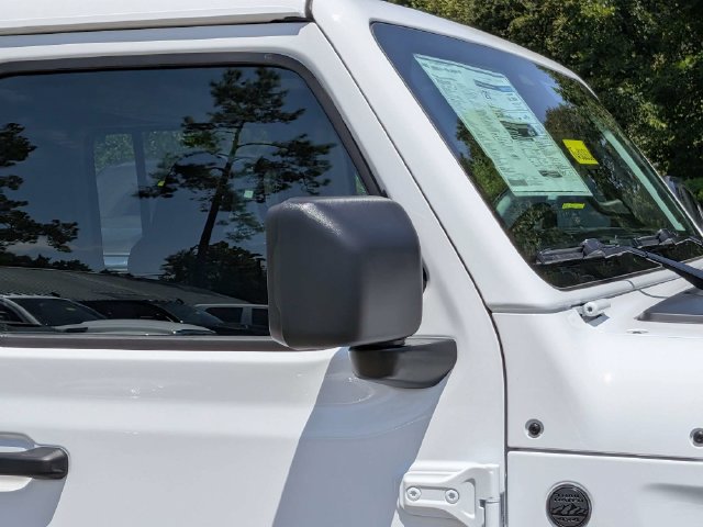 New 2026 Jeep Wrangler Unlimited Sahara AWD/4WD image 12