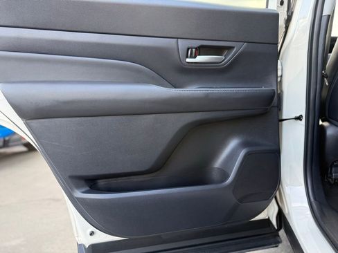 Used 2024 Toyota Grand Highlander XLE image 38