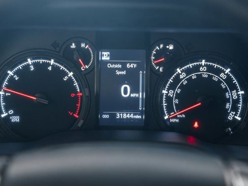 Certified 2024 Toyota 4Runner SR5 image 40