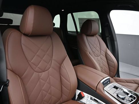 New 2026 BMW X5 xDrive40i AWD/4WD image 22