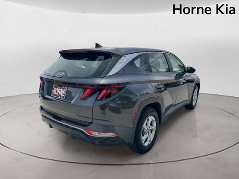 Used 2022 Hyundai Tucson SE FWD image 4