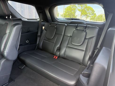 Used 2025 Ford Explorer ST AWD/4WD image 16