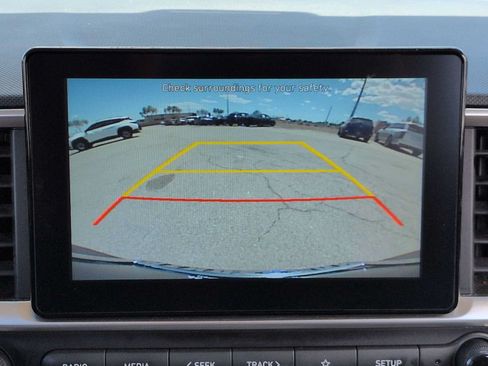 Certified 2021 Hyundai Venue SE FWD image 29