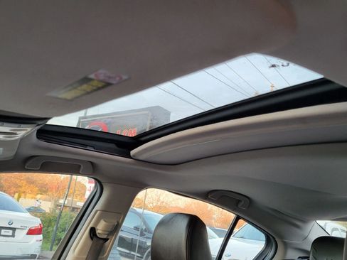 Used 2012 Acura TL Sedan 4D image 8