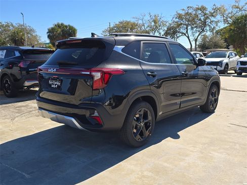 New 2026 Kia Seltos EX image 8