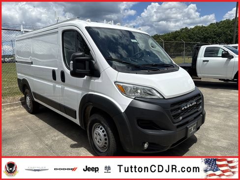 New 2024 RAM ProMaster 1500 w/ Convenience Group image 1
