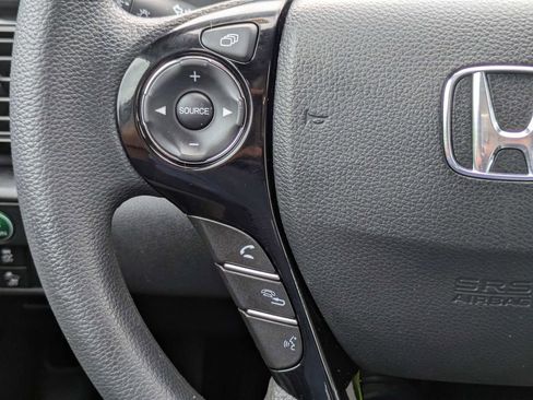Used 2016 Honda Accord LX image 24