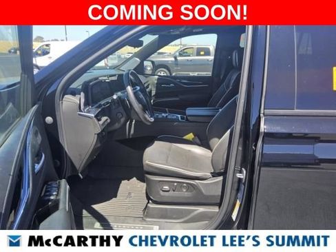 Used 2023 Cadillac Escalade Sport w/ LPO, ONYX Package AWD/4WD image 6