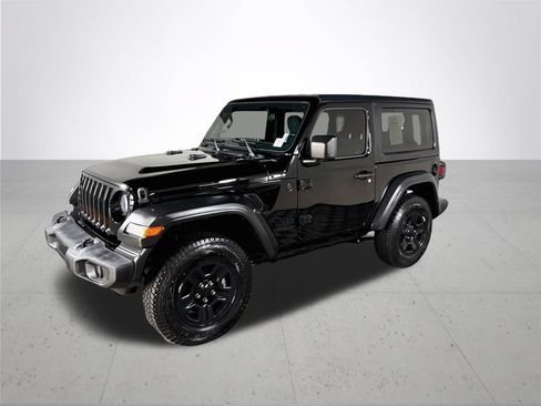 Used 2021 Jeep Wrangler Sport AWD/4WD image 2