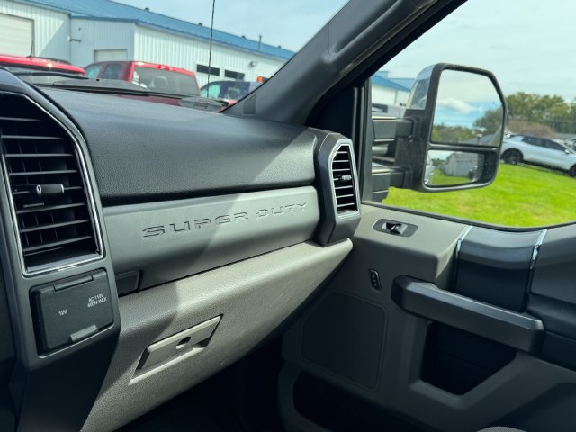 Used 2020 Ford F250 XLT w/ XLT Premium Package AWD/4WD image 24