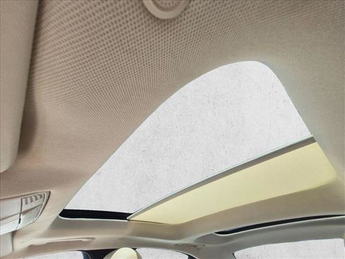Used 2021 Mercedes-Benz C 300 4MATIC Sedan image 9