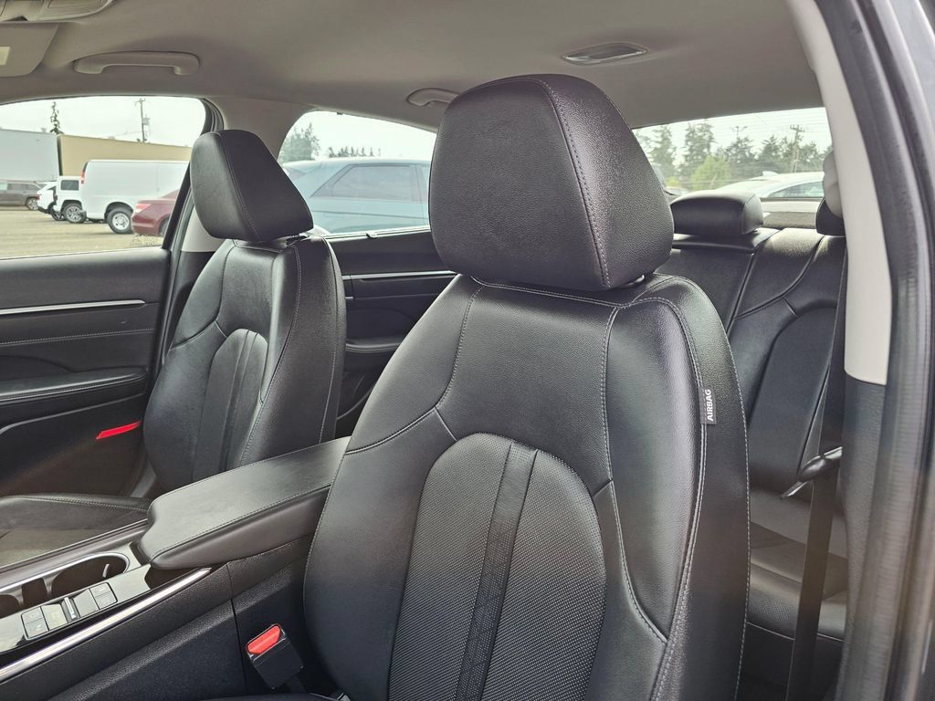 Used 2022 Hyundai Sonata Limited w/ Cargo Package FWD image 20