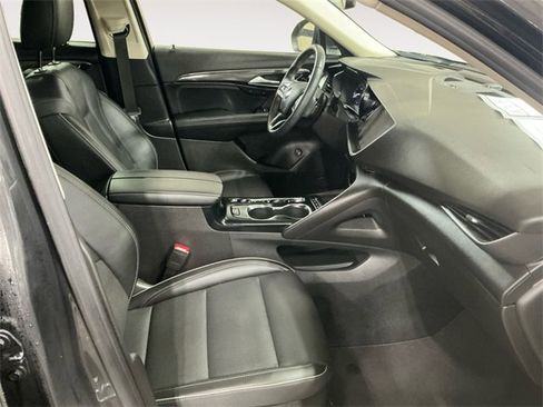 Used 2023 Buick Envision Essence image 15