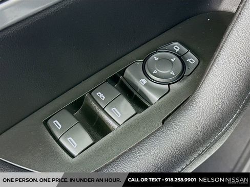 Used 2019 Chevrolet Blazer LT w/ LPO, Sport Package AWD/4WD image 18