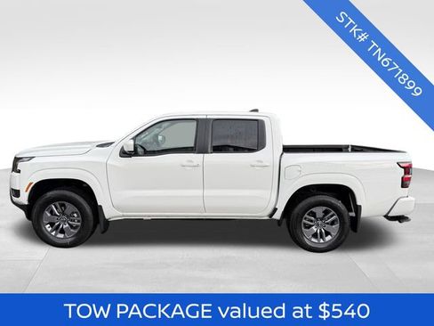 New 2026 Nissan Frontier SV w/ Tow Package AWD/4WD image 4