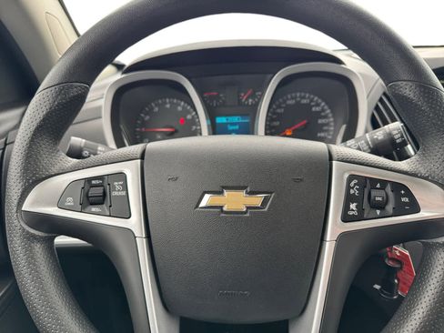 Used 2016 Chevrolet Equinox LT image 17