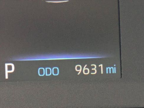Used 2024 Toyota Corolla LE FWD image 11