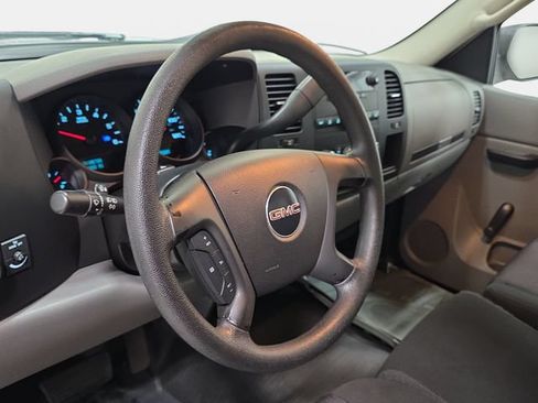 Used 2010 GMC Sierra 1500 W/T RWD image 12