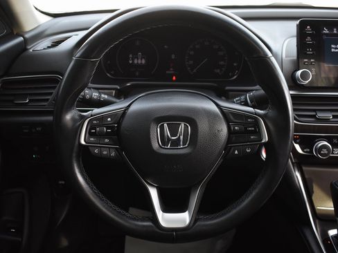 Used 2022 Honda Accord EX-L image 32