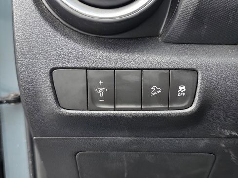 Used 2022 Hyundai Kona SE AWD/4WD image 22