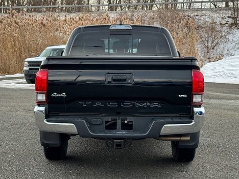 Used 2020 Toyota Tacoma SR5 image 4