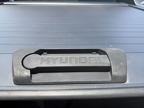Used 2024 Hyundai Santa Cruz Night AWD/4WD image 10