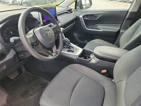 Used 2025 Toyota RAV4 LE image 11