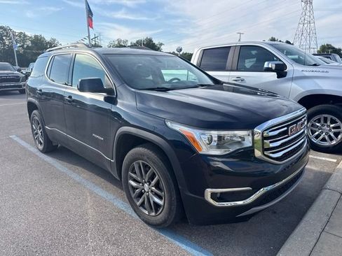 Used 2017 GMC Acadia SLT AWD/4WD image 1