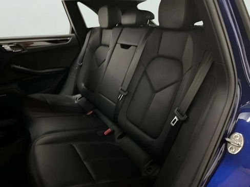Used 2022 Porsche Macan AWD/4WD image 67