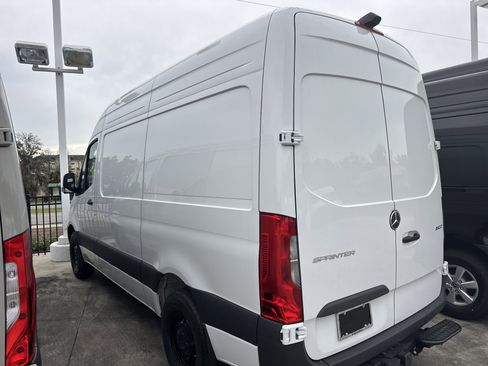 New 2025 Mercedes-Benz Sprinter 2500 image 3