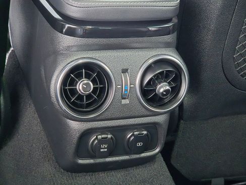 Used 2022 Kia Stinger GT-Line image 13