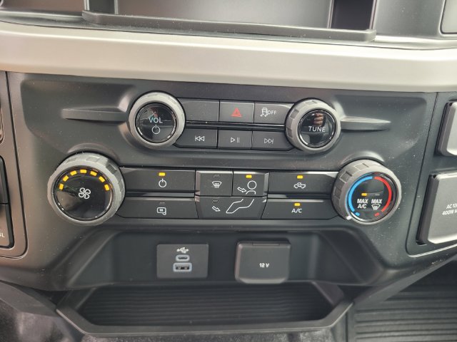 New 2026 Ford F250 XL w/ XL Chrome Package AWD/4WD image 26