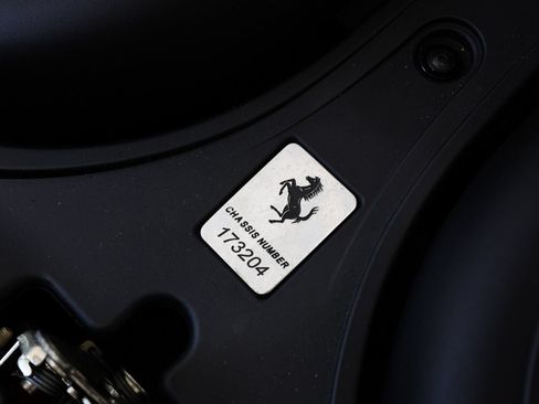 Used 2010 Ferrari California RWD image 37