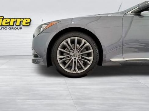 Used 2017 Genesis G80 3.8 w/ Option Group 03 image 9