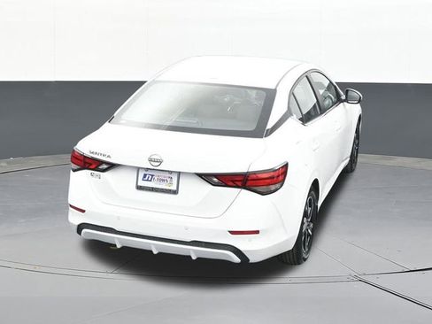Used 2025 Nissan Sentra SV image 60