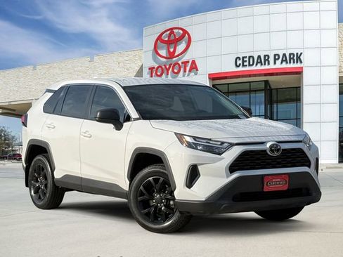 Used 2023 Toyota RAV4 LE AWD/4WD image 1