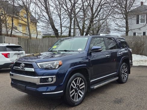 Used 2018 Toyota 4Runner Limited image 2