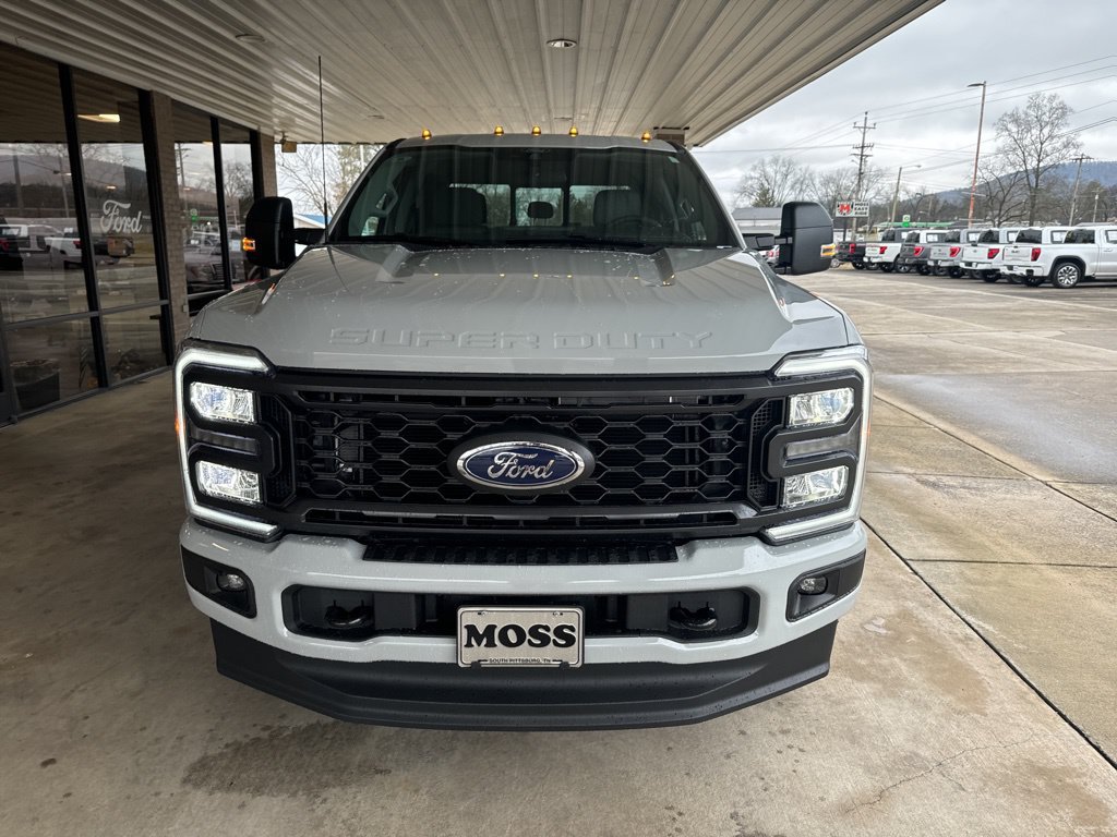 Used 2026 Ford F250 XL w/ STX Appearance Package AWD/4WD image 2