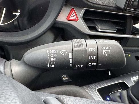 Used 2026 Toyota Sienna LE image 36