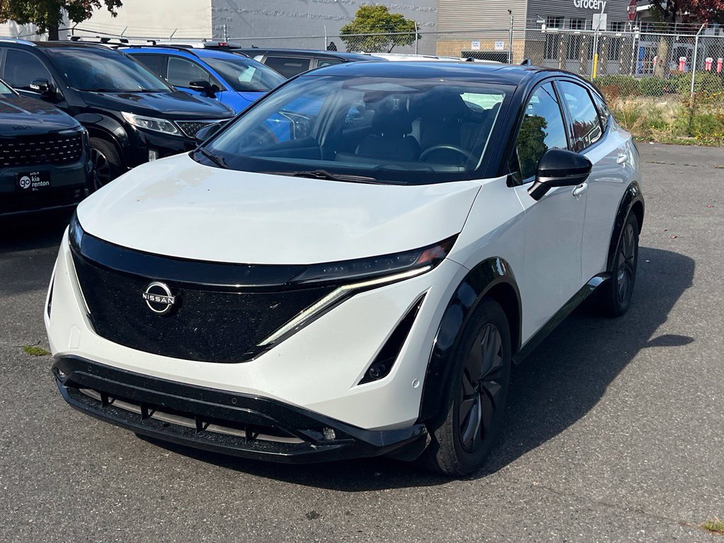Used 2024 Nissan Ariya AWD image 5