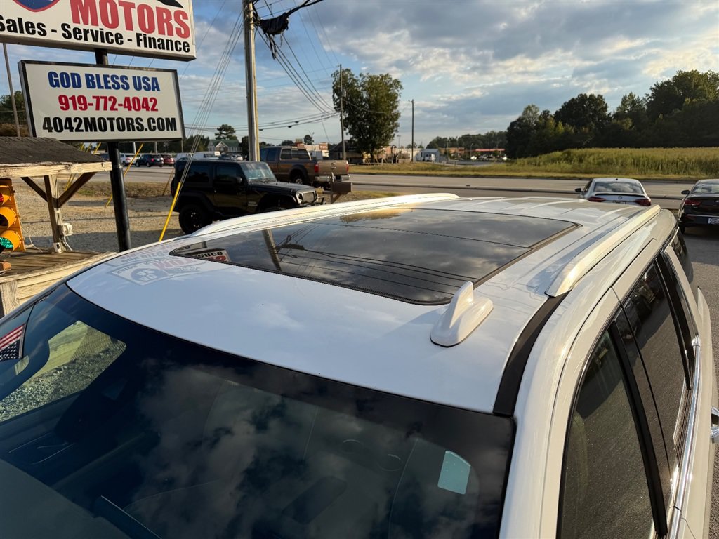 Used 2021 Chevrolet Tahoe Premier AWD/4WD image 11