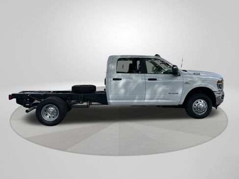 New 2025 RAM 3500 Big Horn image 8