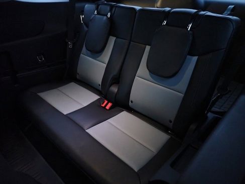 Certified 2023 Ford Explorer XLT w/ Equipment Group 202A image 19