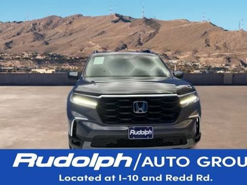 Used 2024 Honda Pilot Touring image 8