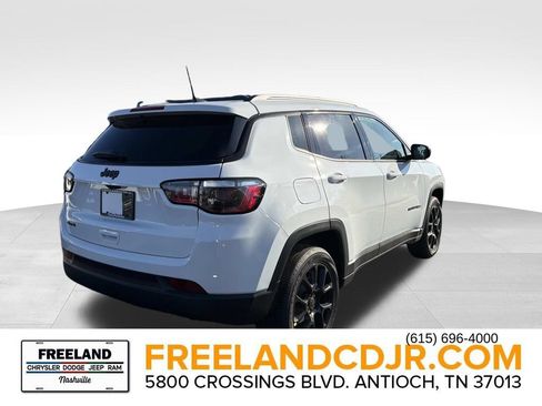New 2026 Jeep Compass Latitude AWD/4WD image 3