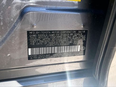 Used 2018 Lexus LS 500 w/ Luxury Package RWD image 33