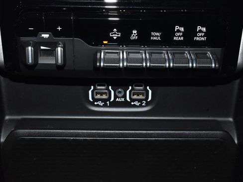 Certified 2023 RAM 1500 Limited image 21