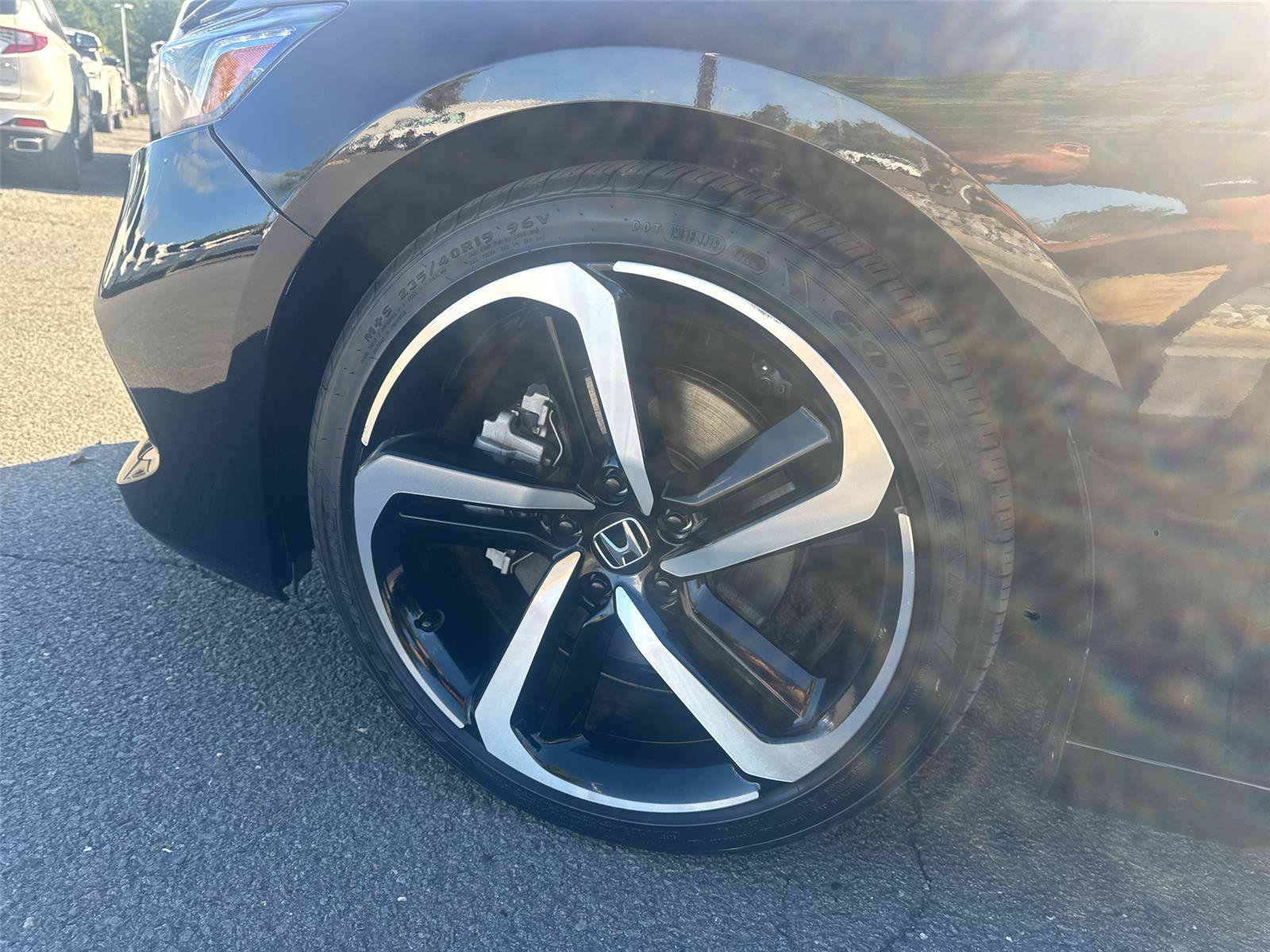 Certified 2022 Honda Accord Sport image 32